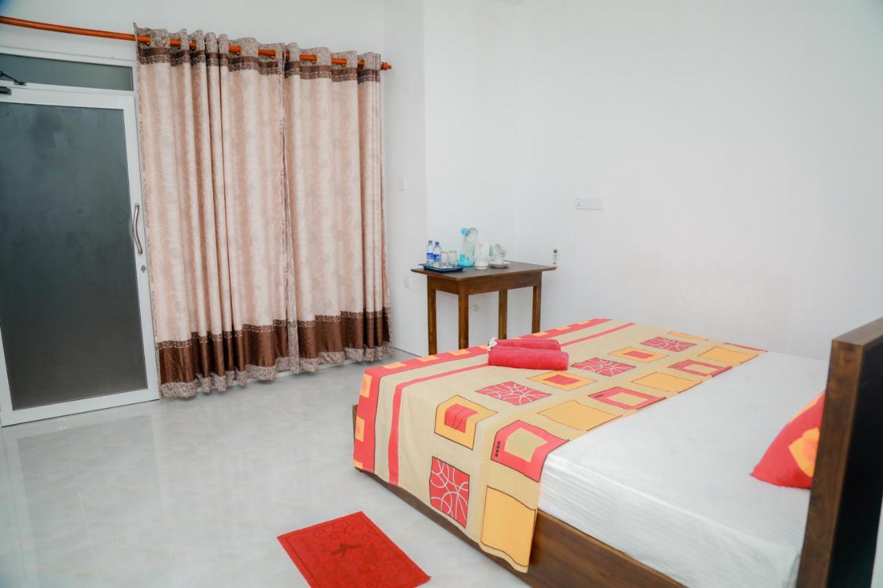 Araliya Lagoon Park Resort Negombo Exterior foto